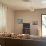 Blevim Place بيت ضيافة 3*