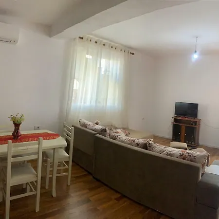 בית הארחה Blevim Place