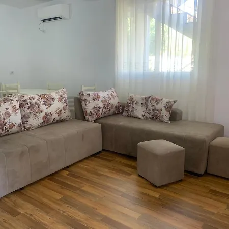 Blevim Place 3* Влёра