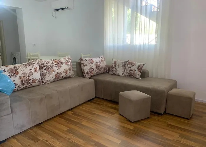 Blevim Place 3* Влёра