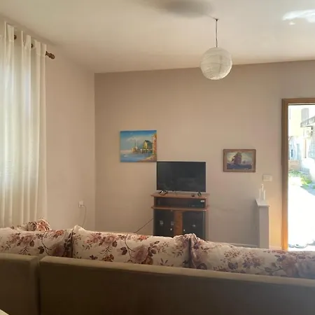 Blevim Place Guest house *